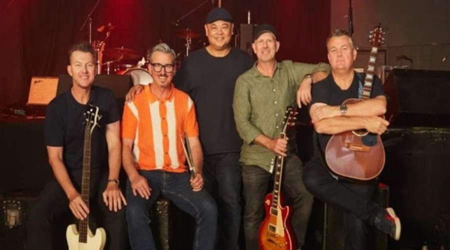 Laughing Bird Arts Association - Six & Out Laughing Bird Arts Association - Six & Out