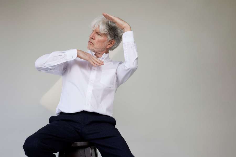 Live Nation - The Lives and Times of Tim Finn